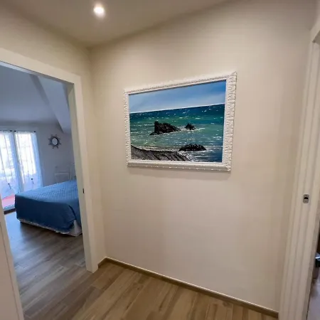 Vista Mare Borgo Peri * אימפריה
