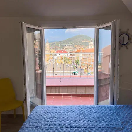 Vista Mare Borgo Peri דירה אימפריה